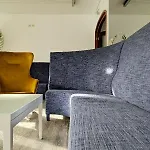 瓦尔津酒店 3*