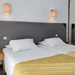 瓦尔津酒店 酒店