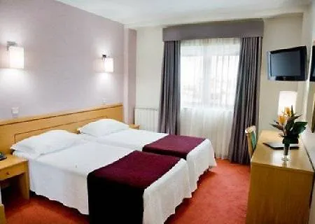 Varzinn Hotel 3*