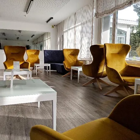 Varzinn 3* 포보아데바짐